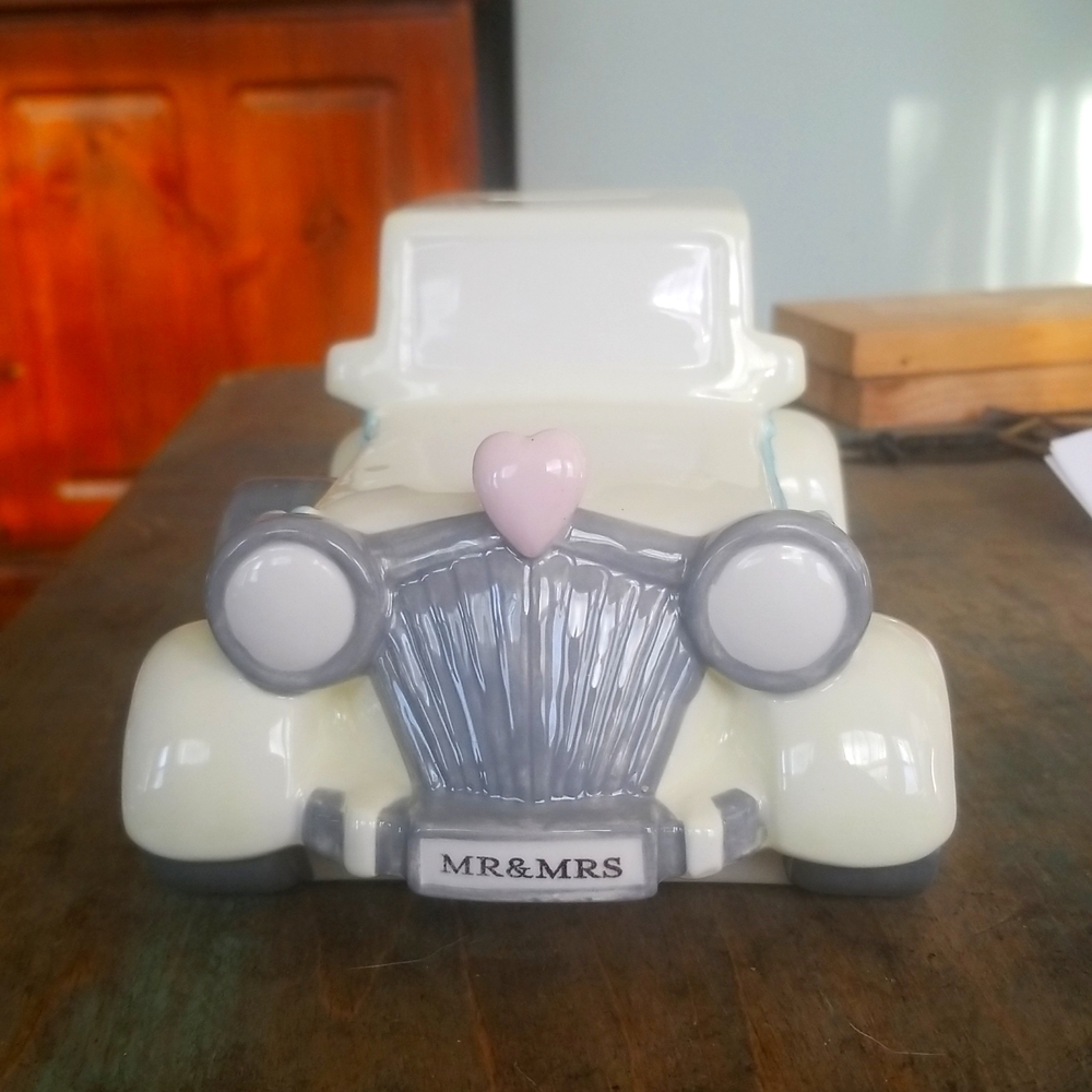 Just Married Car Bank